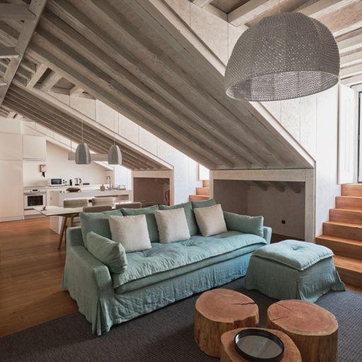 Superior One-Bedroom Apartment	 Balcony
