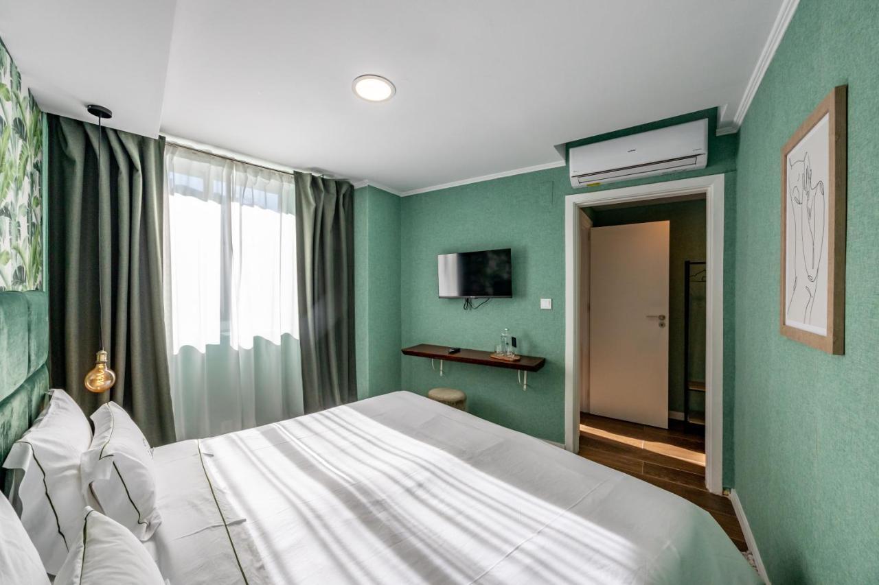 Double Room Private Bathroom