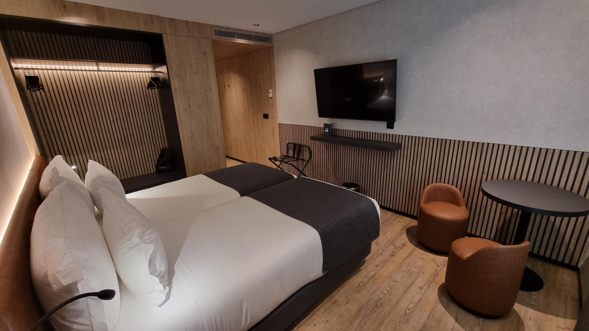 Twin Room Disability Access