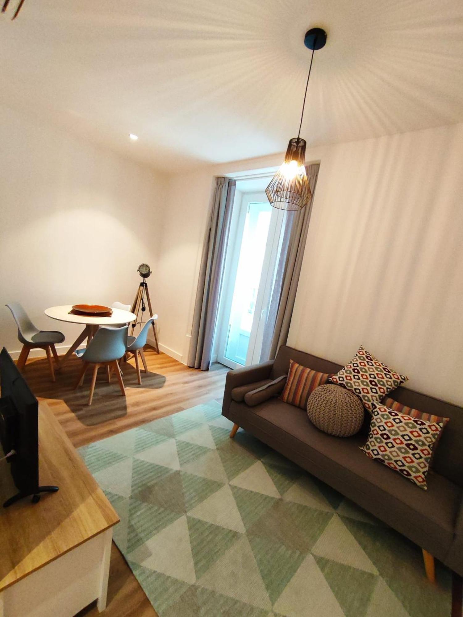 Superior One-Bedroom Apartment