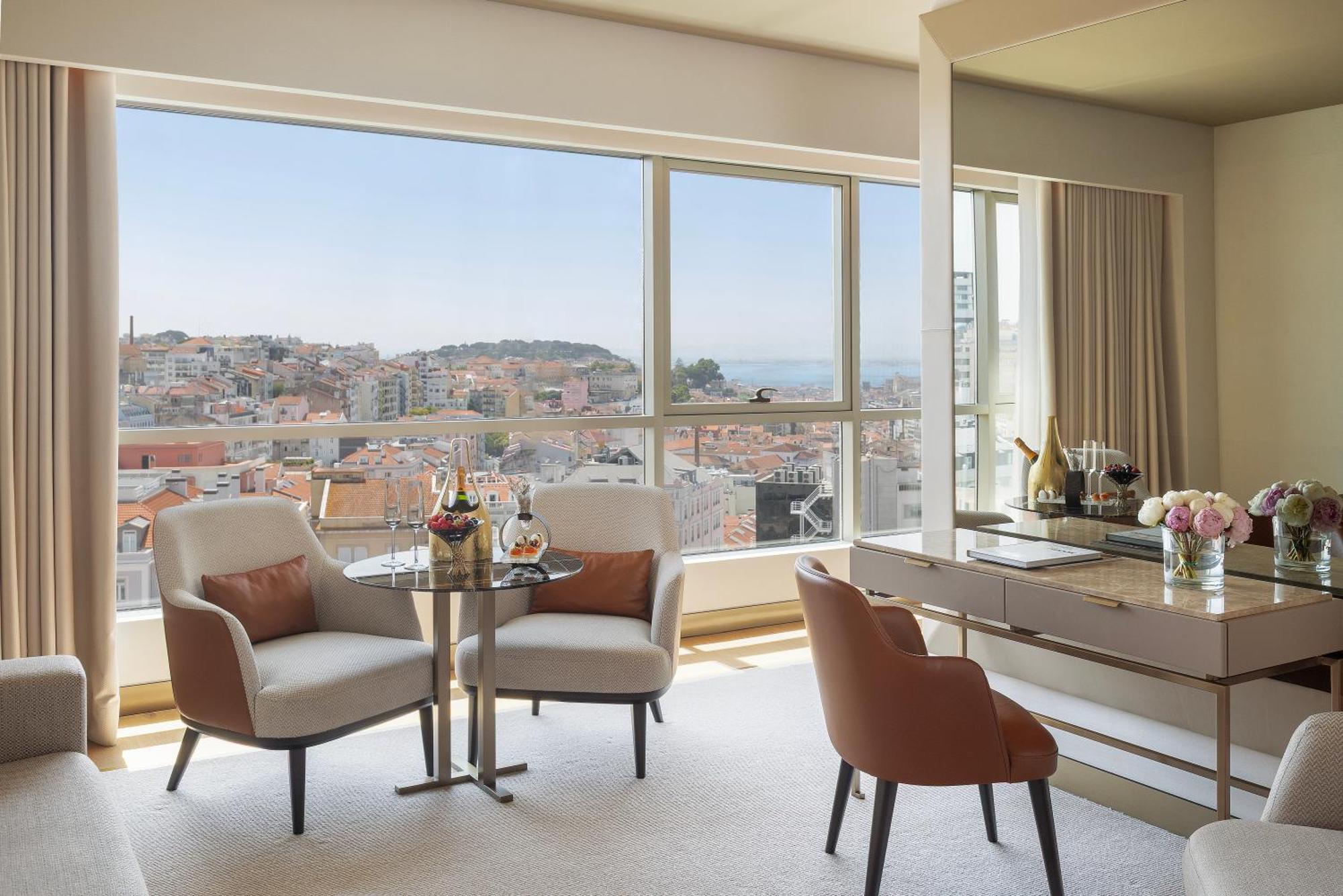 Premium Suite
