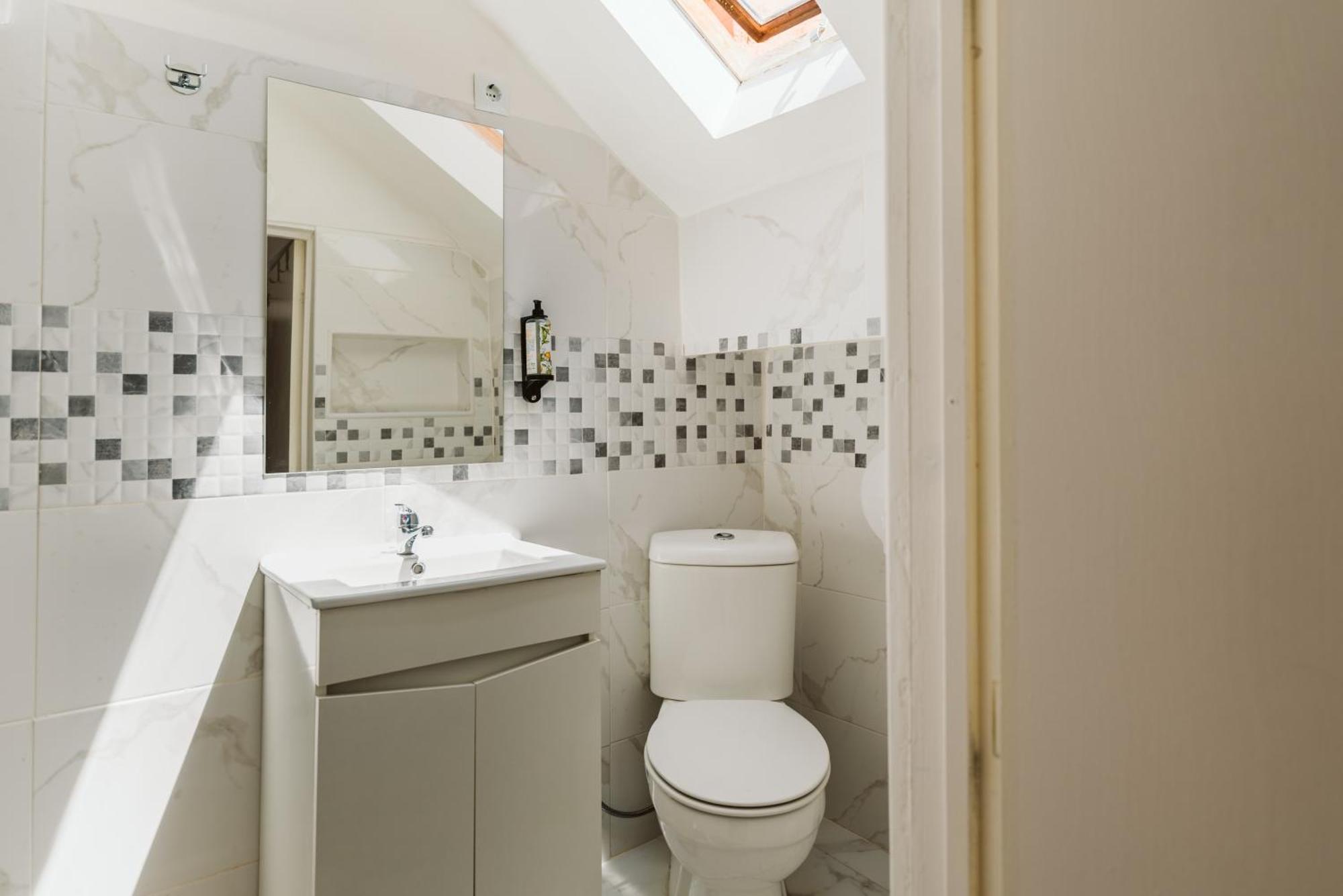 Single Room Private External Bathroom Attic