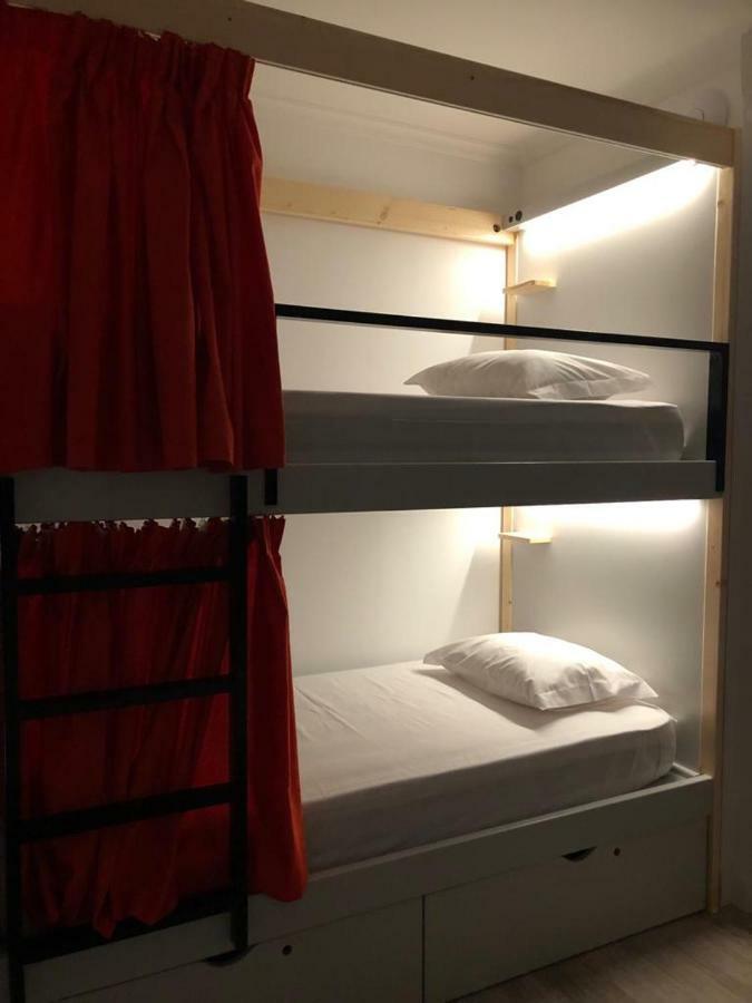 Bed 10-Bed Male Dormitory Room