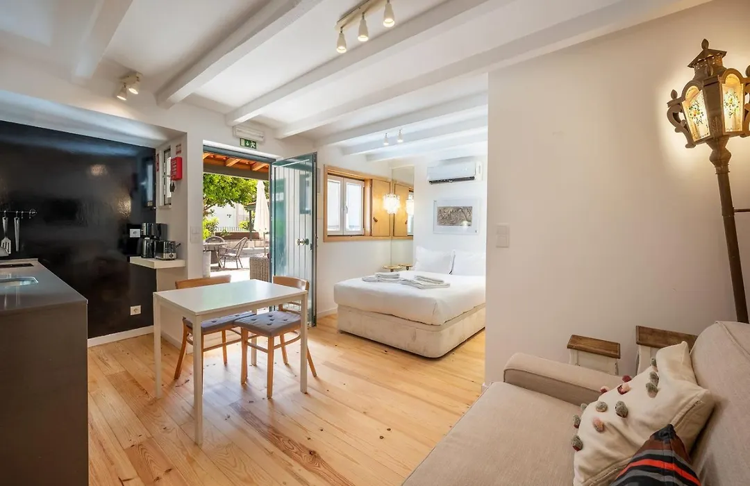 Guestready - Alfama Terrace Apartments-1