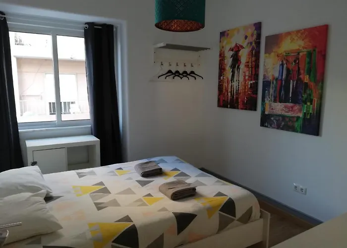 Haustierfreundliches Bed&Shower Moscavide -Self Check-In