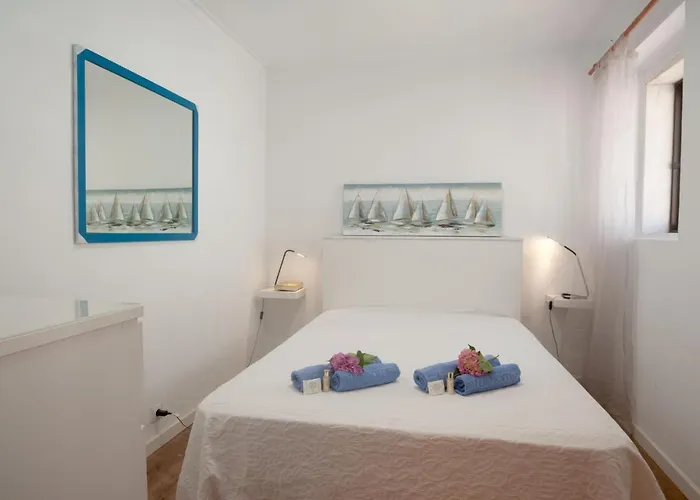Apartment Apartment Embaixador By Interhome Lissabon