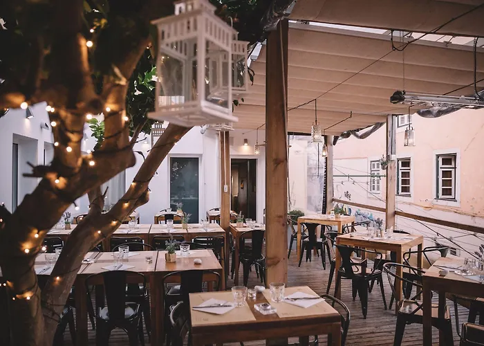 Bed and Breakfast Santa Bica Eat Drink & Sleep Lissabon