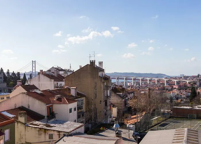 Cozy Place In Lisbon 23